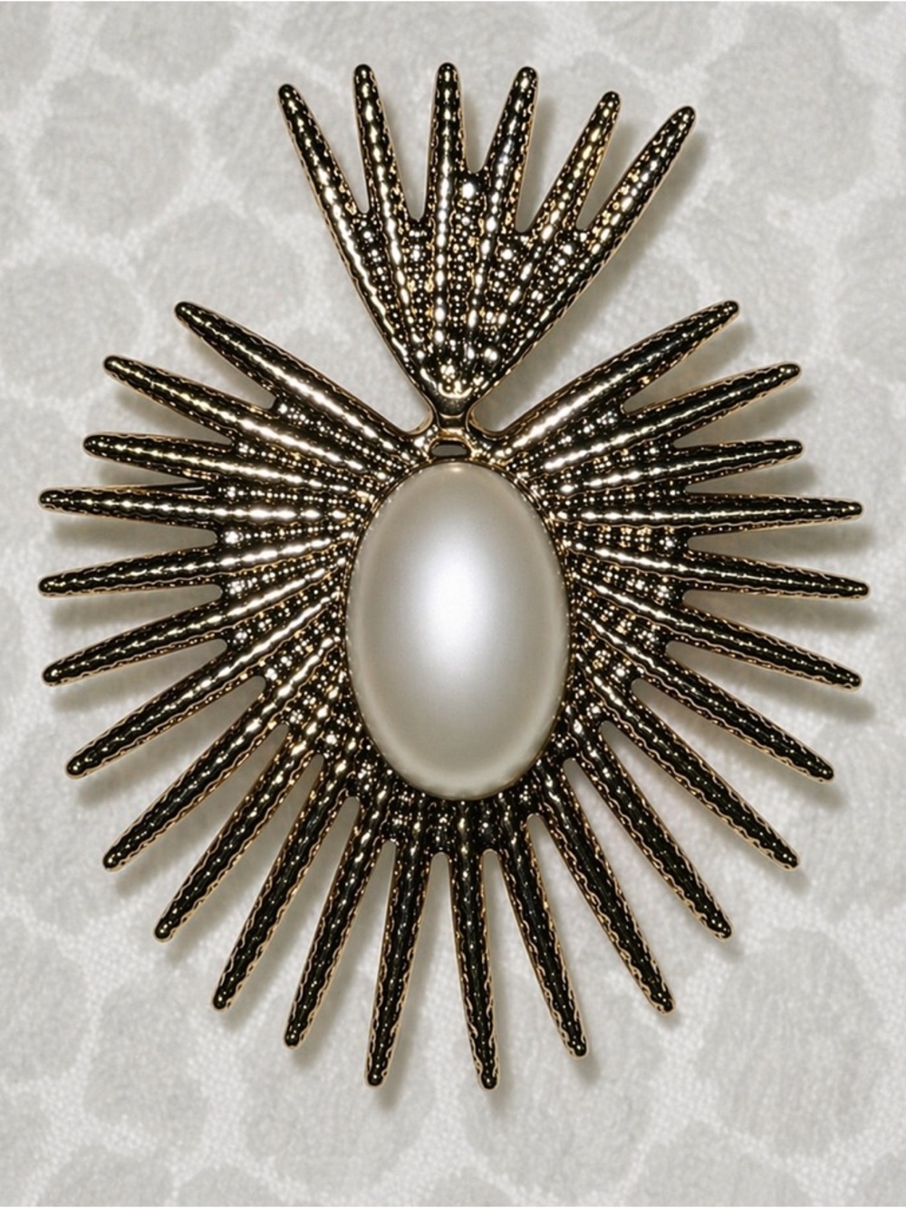 Zara Radiance Large Pearl Heart Crown Sunburst Beam Ray Regal Royal Gold Earring - Picture 4 of 14